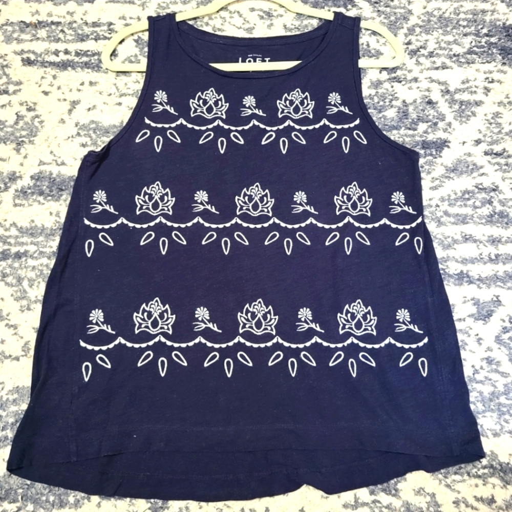 LOFT Ann Taylor Sleevless Top